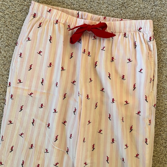 Victoria’s Secret Flannel Pajama Set - Picture 8 of 9